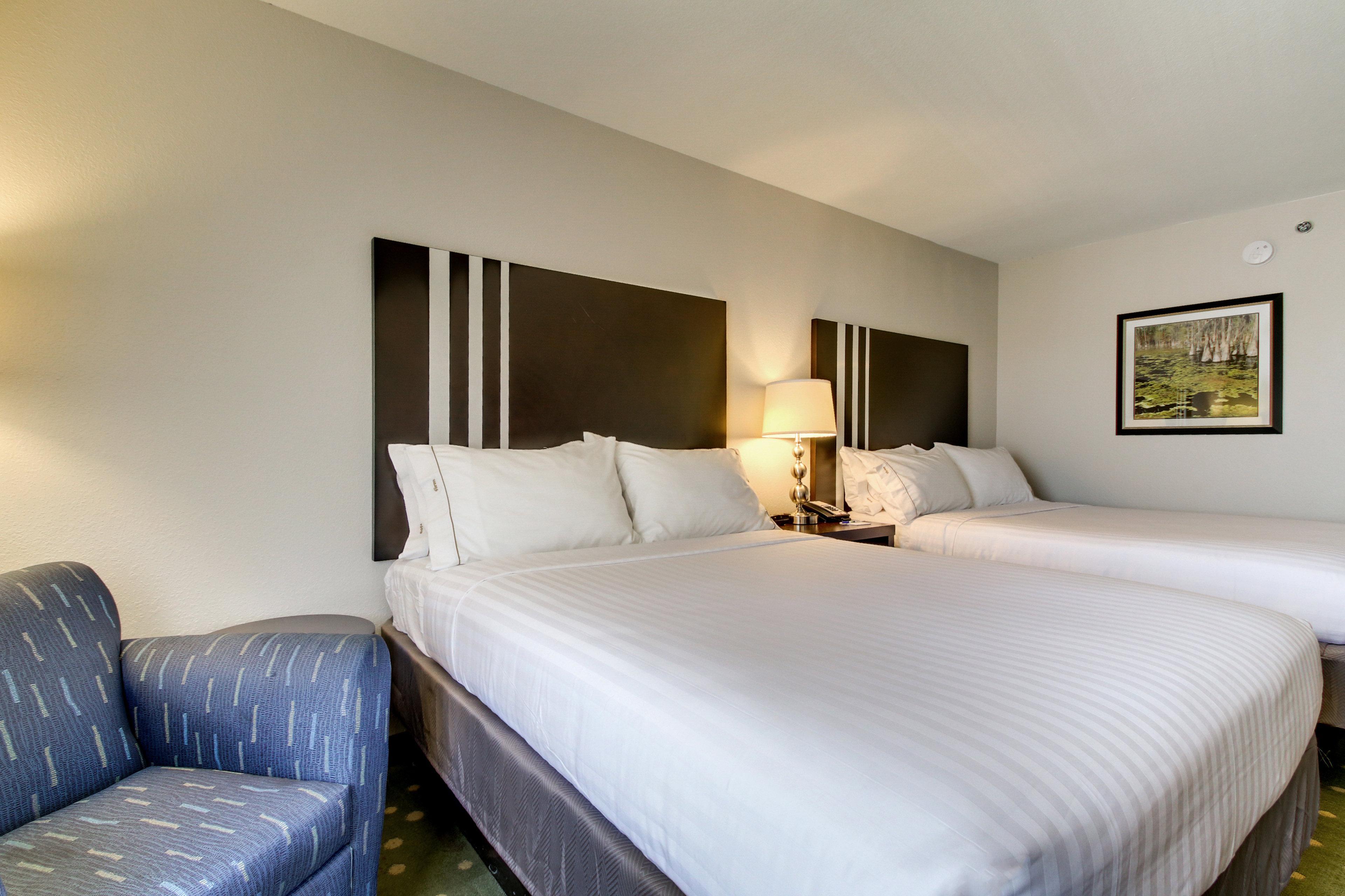 Holiday Inn Express Hotel & Suites Live Oak By Ihg Exterior foto